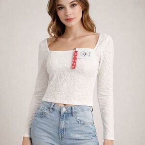 Cider White Textured Floral Long Sleeve Top XS NWT